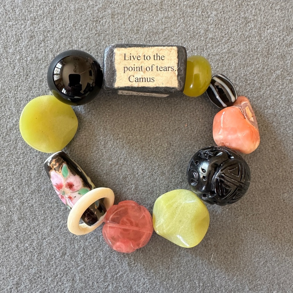 Inspirational Quotes Beaded Bracelet - Picture 2 of 5